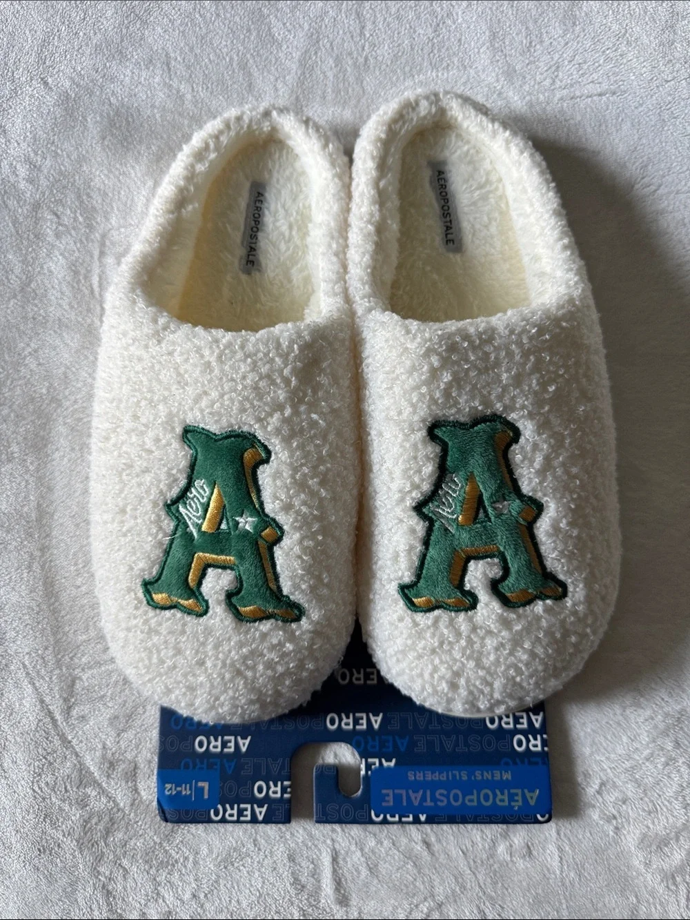 Aeropostale Cream Sherpa Slip-On Slippers